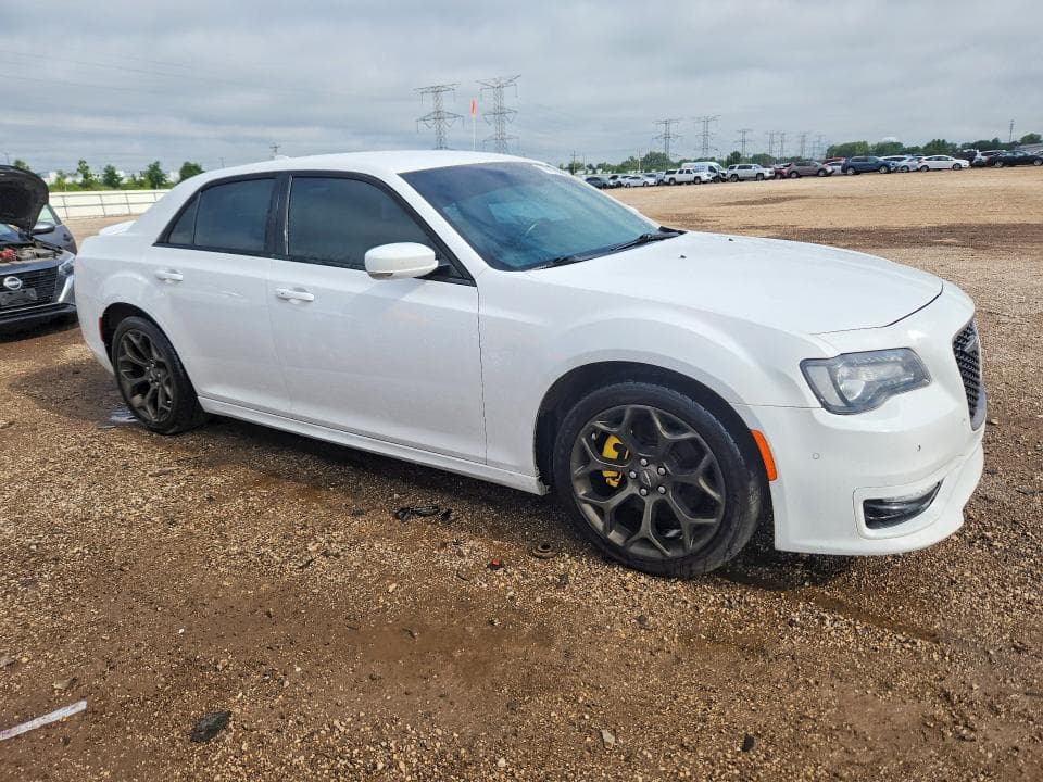 2018 CHRYSLER 300 S 4