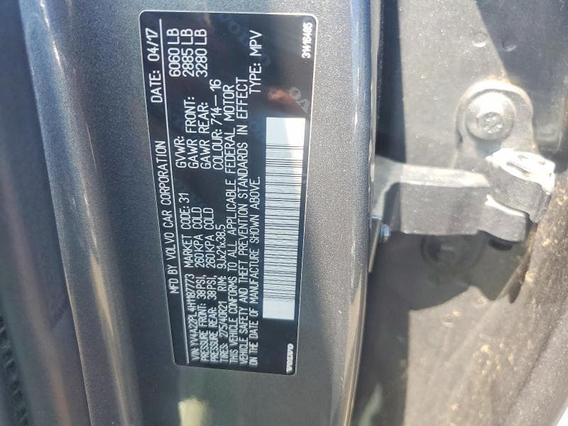 2017 VOLVO XC90 T6 13