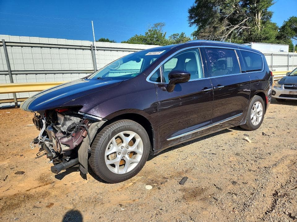 2017 CHRYSLER PACIFICA TOURING L PLUS - 1