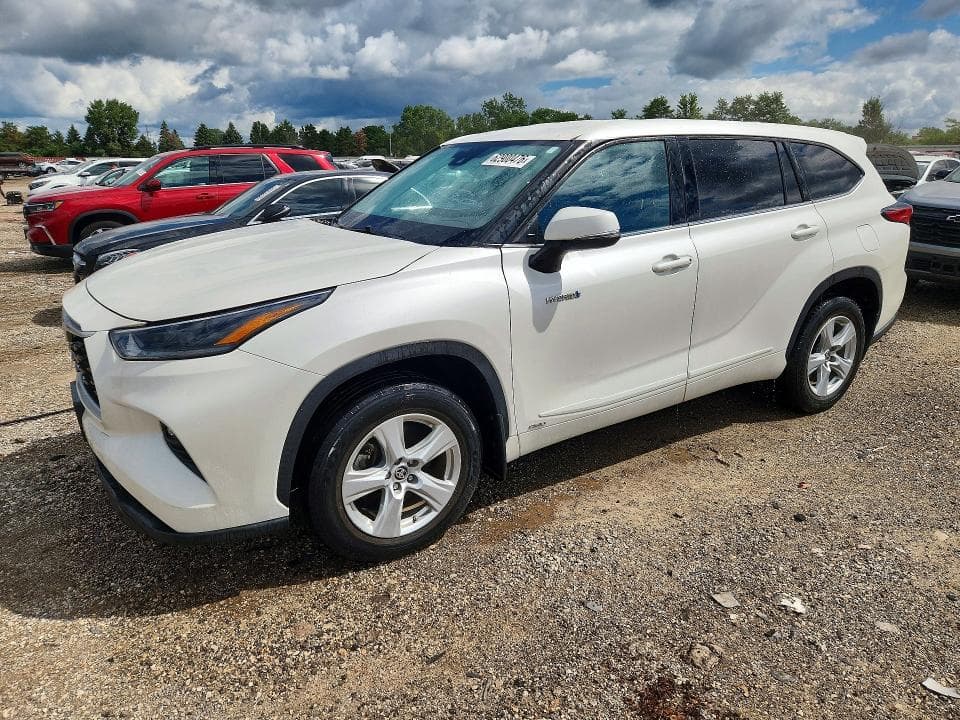 2021 TOYOTA HIGHLANDER HYBRID LE - 1