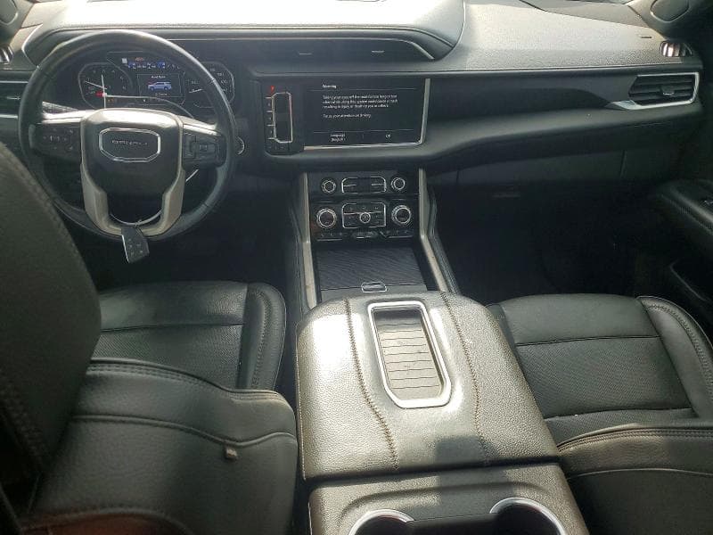 2021 GMC YUKON DENALI 8