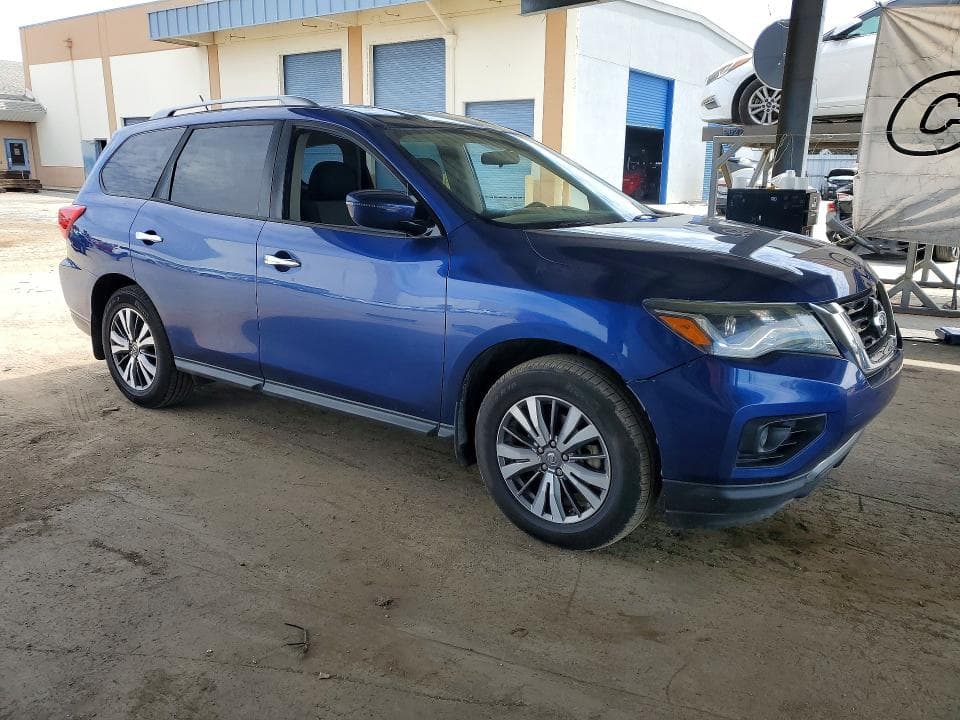 2018 NISSAN PATHFINDER S 4