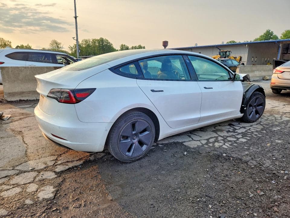 2022 TESLA MODEL 3 3