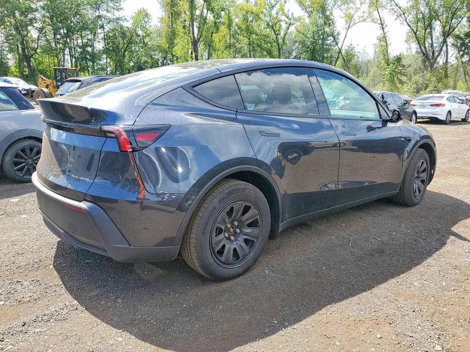 2026 TESLA MODEL Y 3