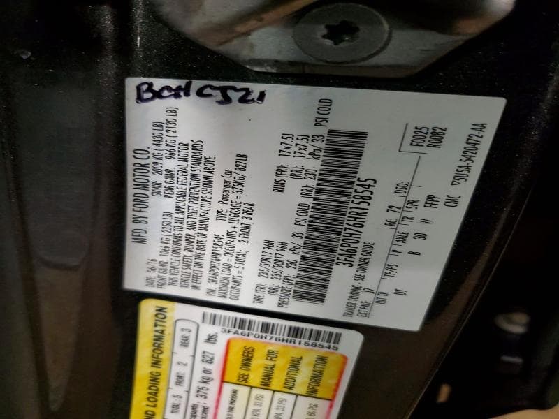 2017 FORD FUSION SE 12