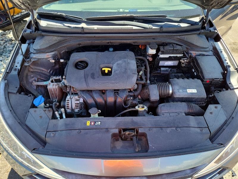 2019 HYUNDAI ELANTRA SEL 11