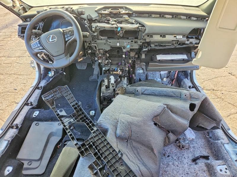 2025 LEXUS ES 300H BASE 8