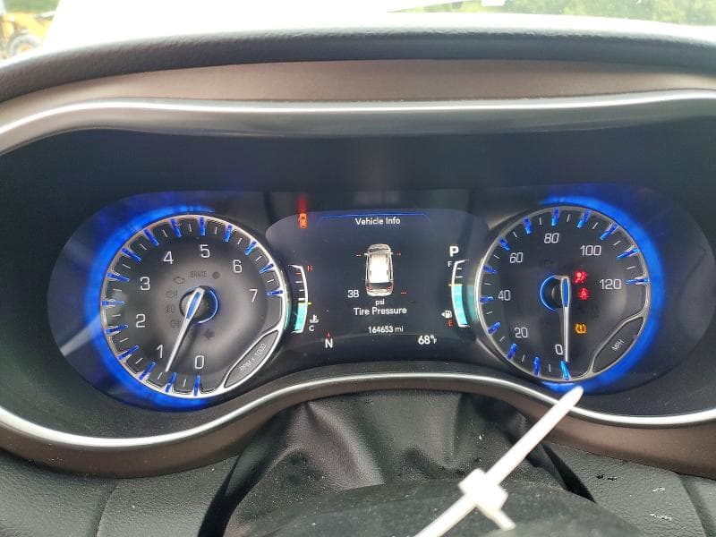 2019 CHRYSLER PACIFICA TOURING L PLUS 9