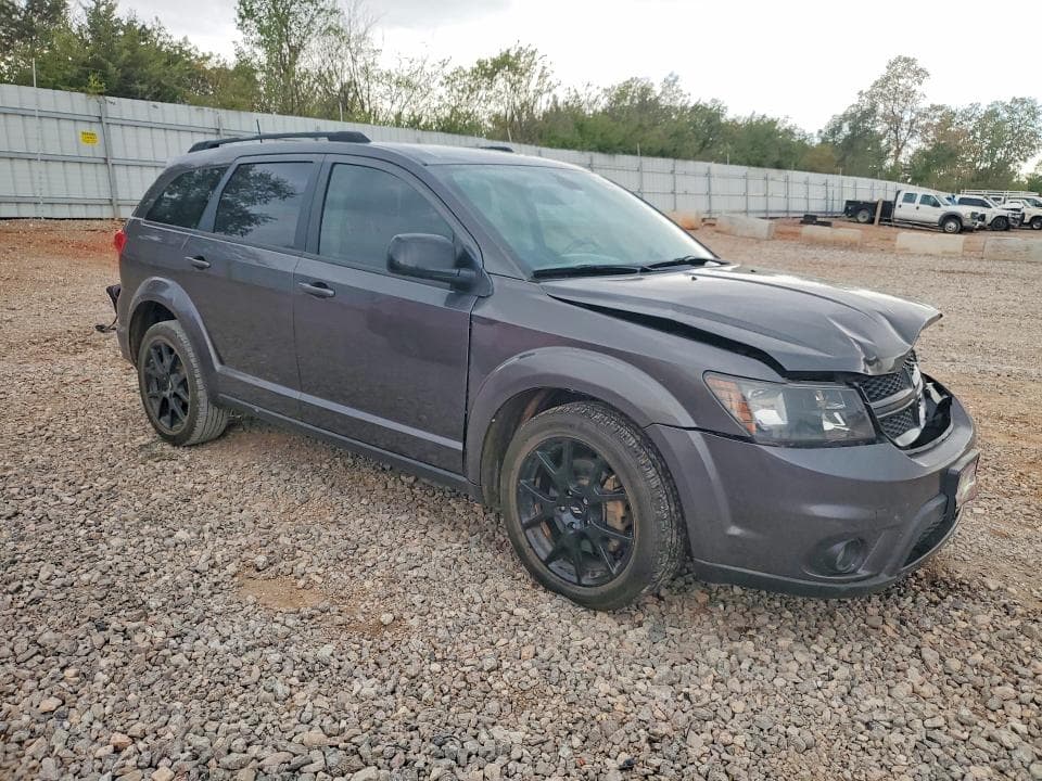 2019 DODGE JOURNEY SE 4