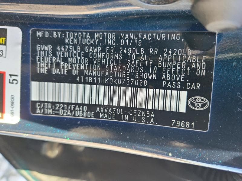 2019 TOYOTA CAMRY LE 12