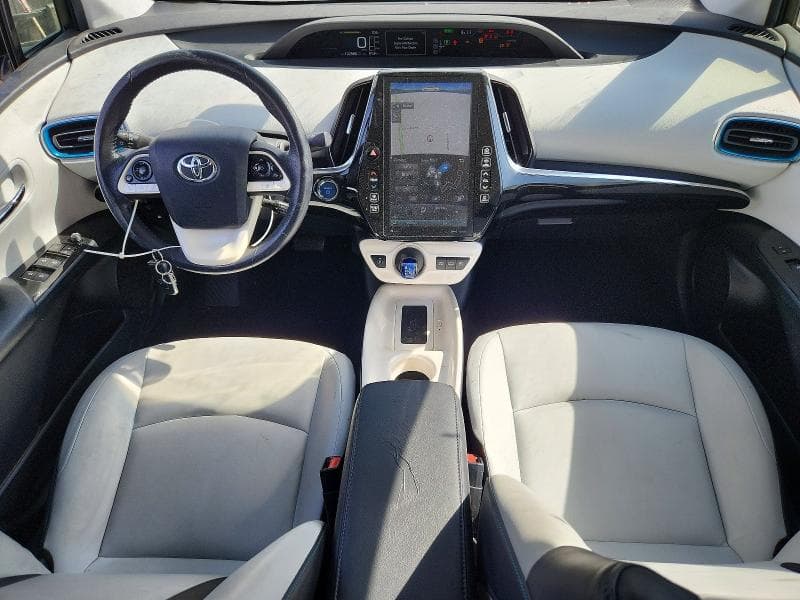 2017 TOYOTA PRIUS PRIME PREMIUM 8