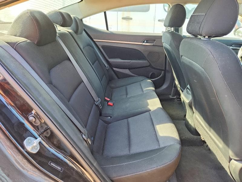 2018 HYUNDAI ELANTRA SEL 10