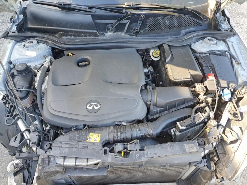 2017 INFINITI QX30 LUXURY 12