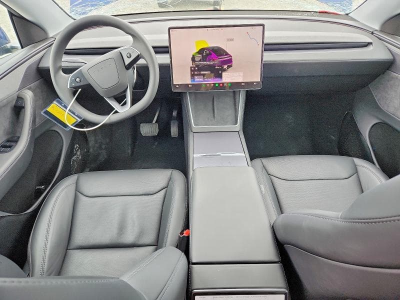 2026 TESLA MODEL Y 8