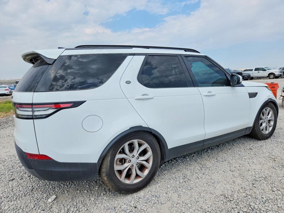 2017 LAND ROVER DISCOVERY SE 3