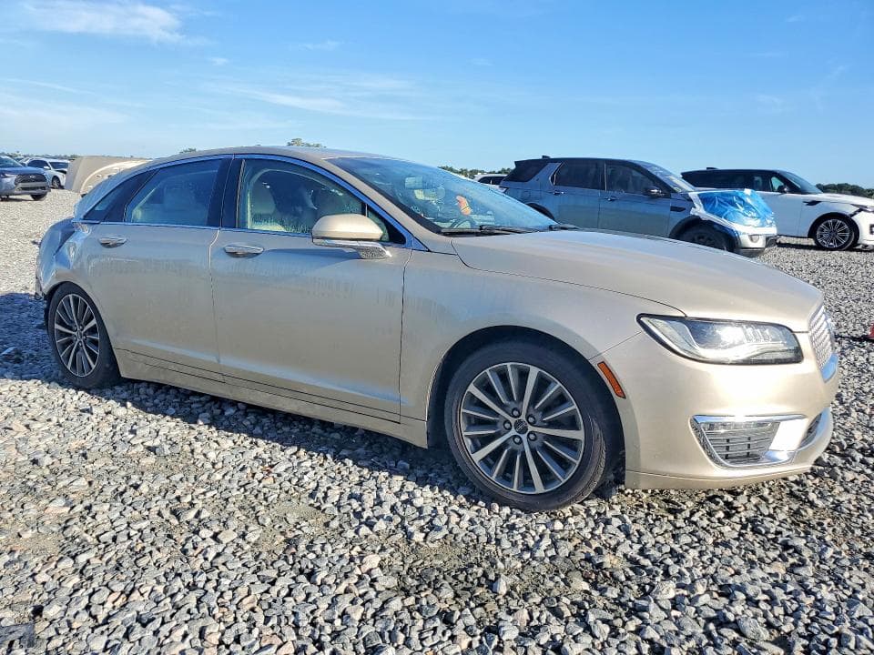 2017 LINCOLN MKZ PREMIERE 4
