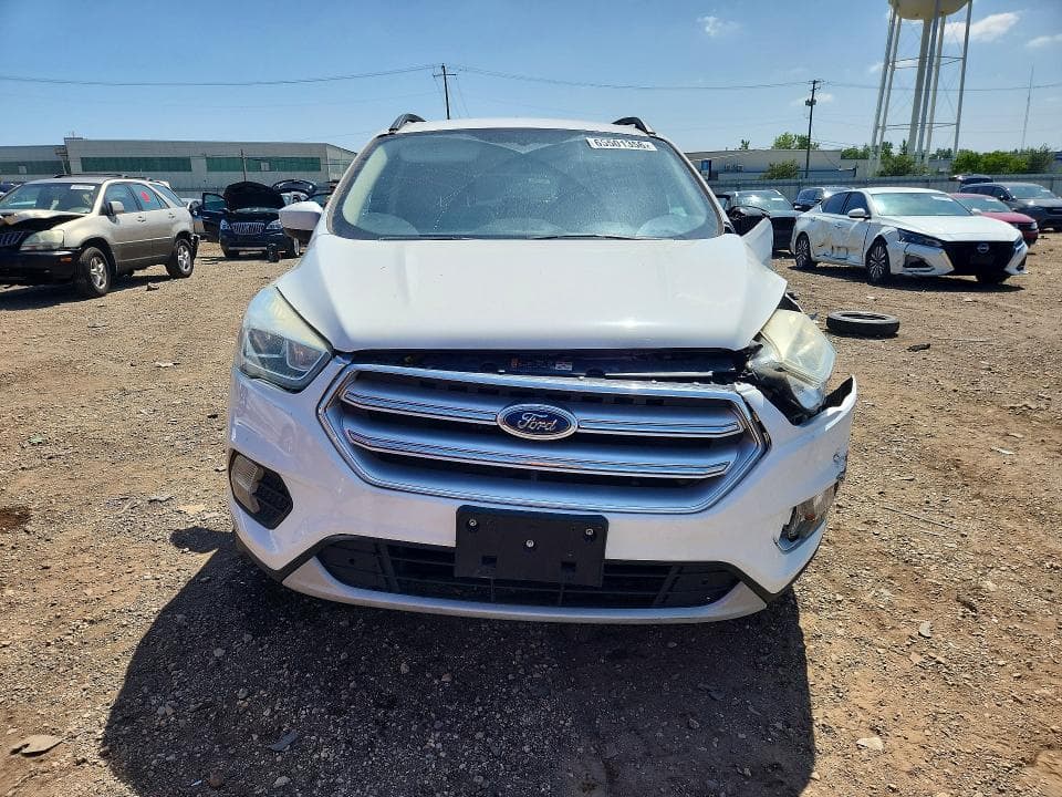 2017 FORD ESCAPE SE 5