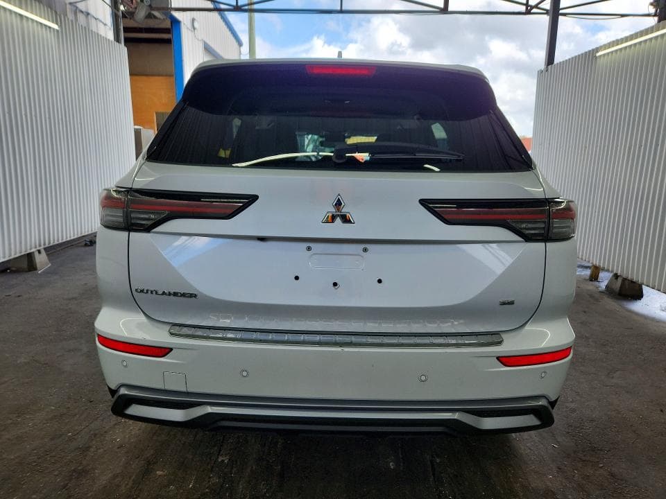 2025 MITSUBISHI OUTLANDER SE 6