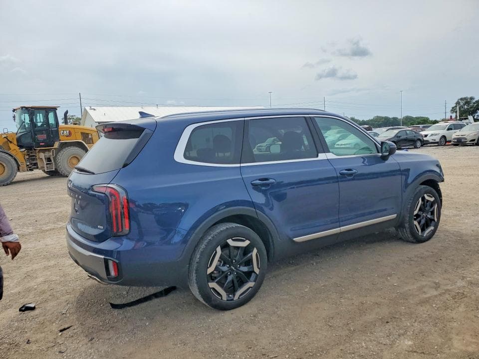 2025 KIA TELLURIDE EX 3