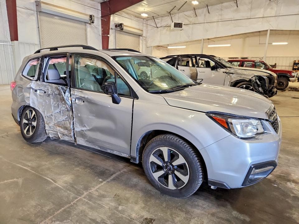 2017 SUBARU FORESTER 2.5I PREMIUM 4
