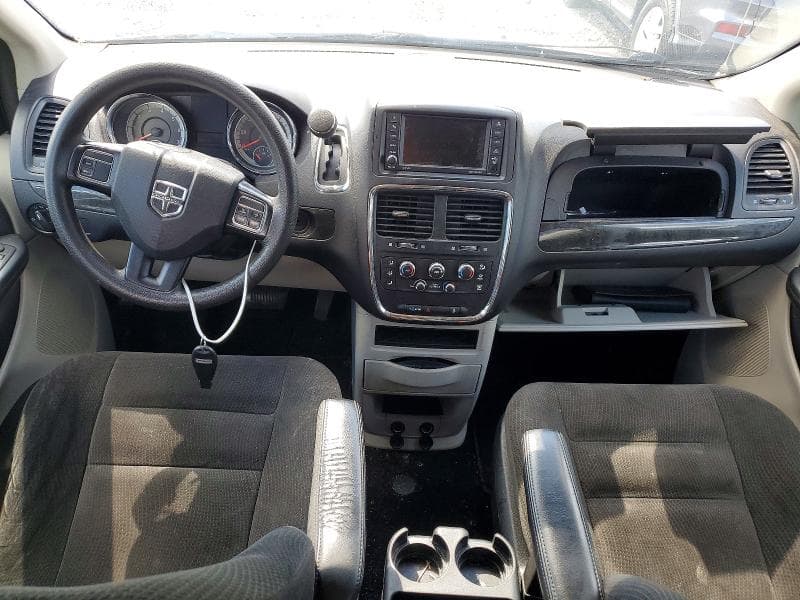 2018 DODGE GRAND CARAVAN SE 8