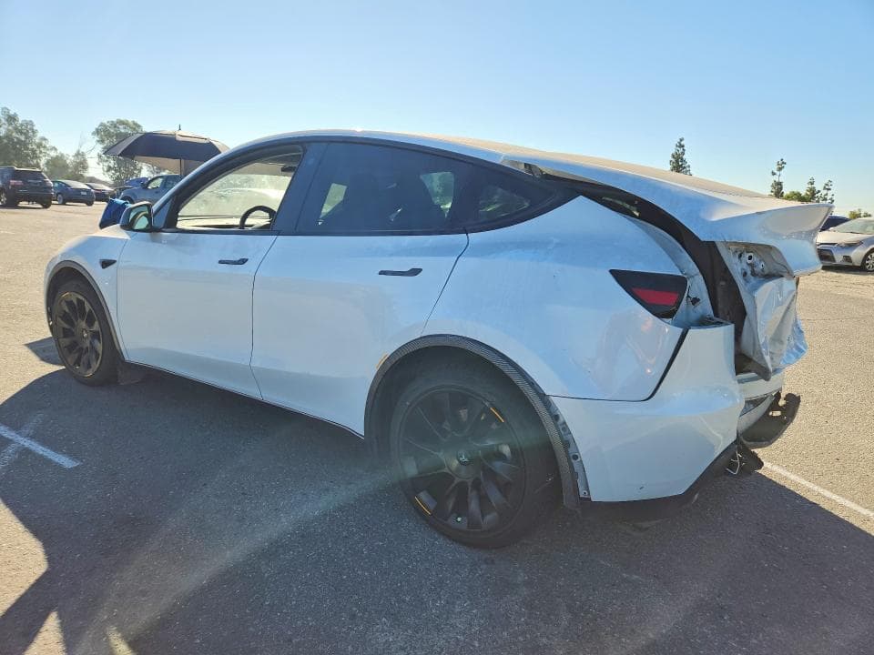 2023 TESLA MODEL Y 2