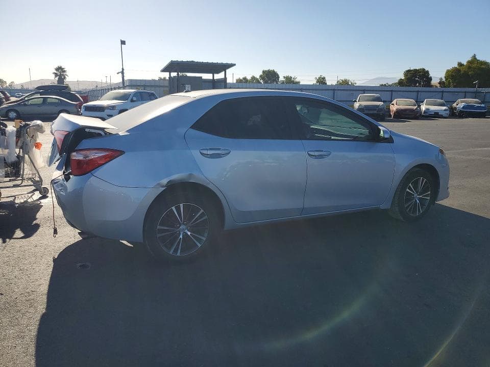 2017 TOYOTA COROLLA LE 3