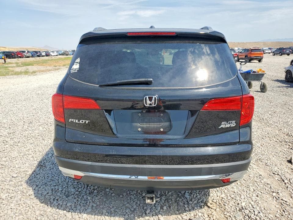 2017 HONDA PILOT ELITE 6