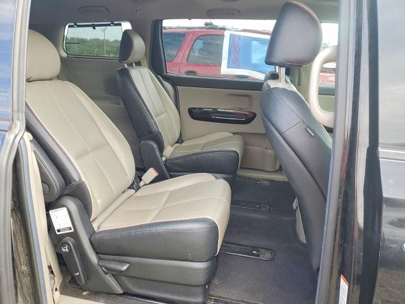 2019 KIA SEDONA EX 11