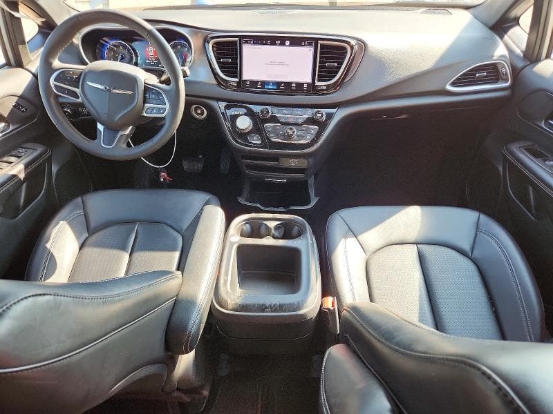 2026 CHRYSLER PACIFICA SELECT 8