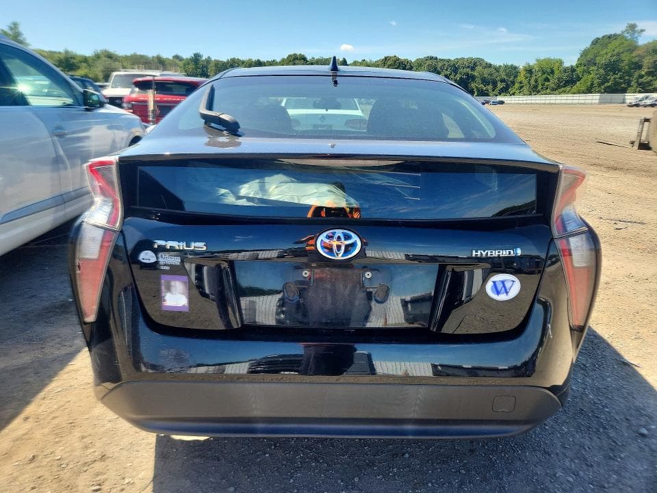 2017 TOYOTA PRIUS TWO 6