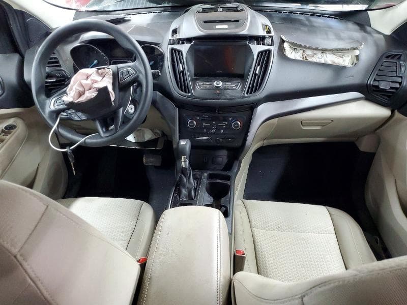2017 FORD ESCAPE SE 8