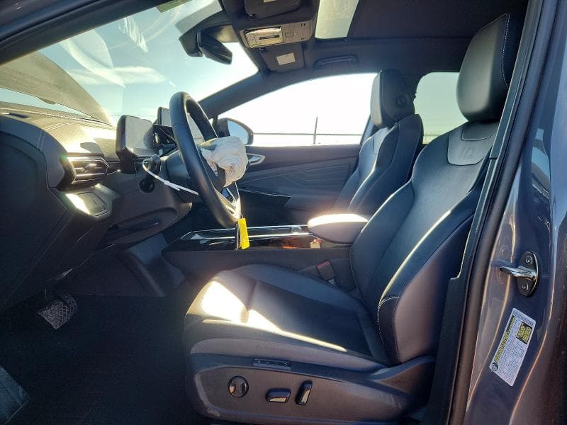 2023 VOLKSWAGEN ID.4 PRO S 7