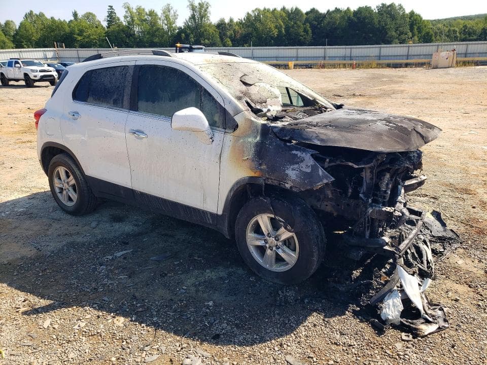 2018 CHEVROLET TRAX 1LT 4