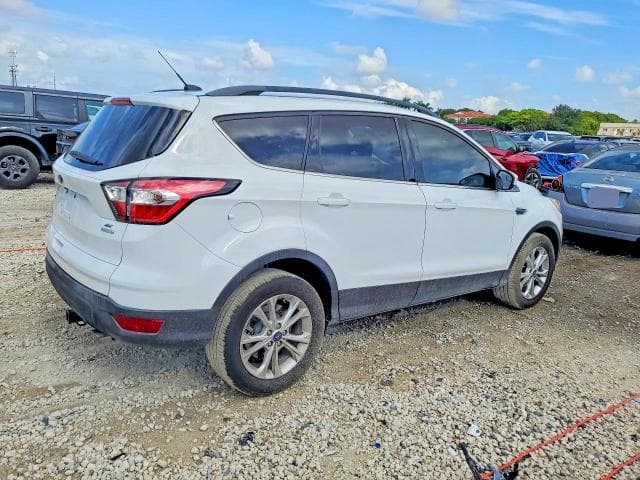 2018 FORD ESCAPE SE 3