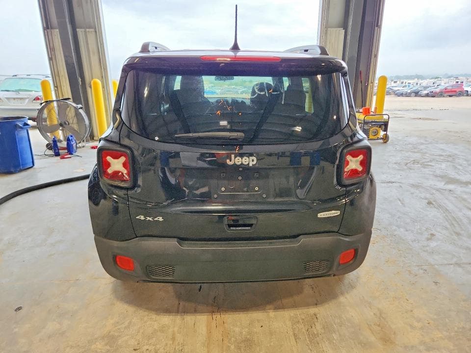 2018 JEEP RENEGADE LATITUDE 6