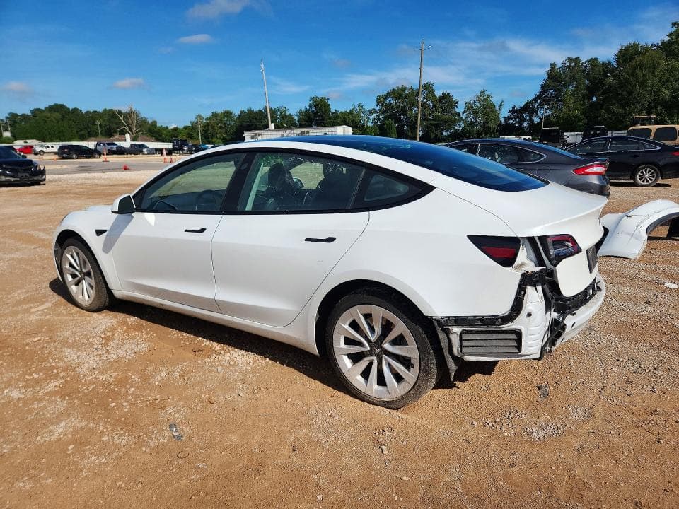 2023 TESLA MODEL 3 2