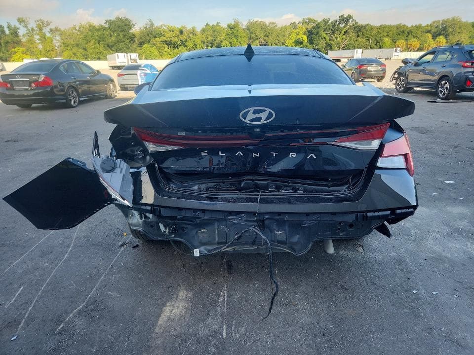 2024 HYUNDAI ELANTRA SEL 6