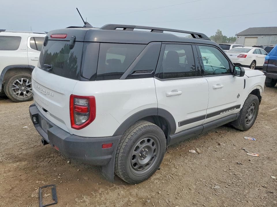 2024 FORD BRONCO SPORT OUTER BANKS 3