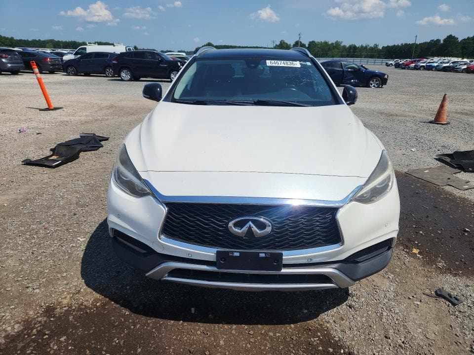 2018 INFINITI QX30 PREMIUM 5