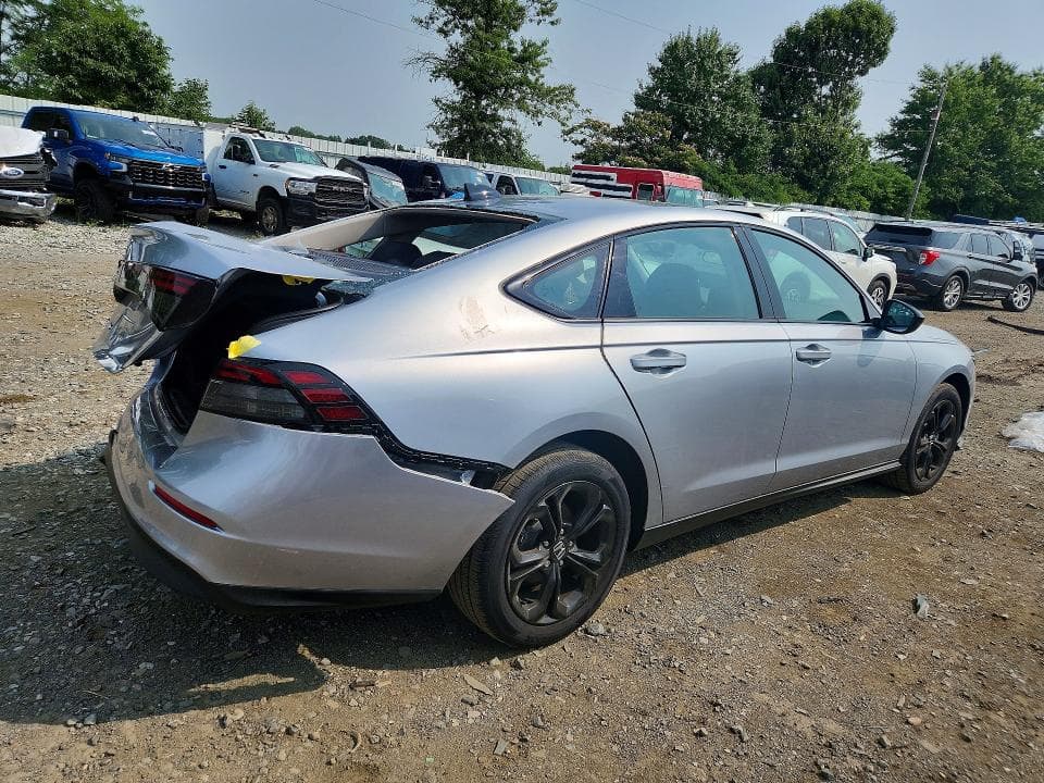 2025 HONDA ACCORD SE 3