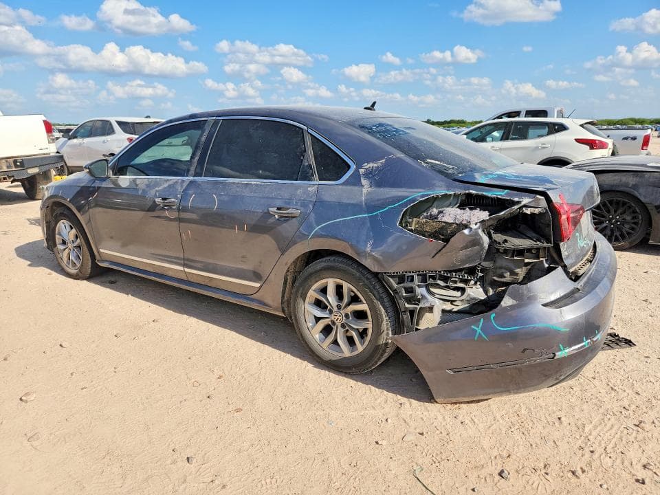 2017 VOLKSWAGEN PASSAT S 2