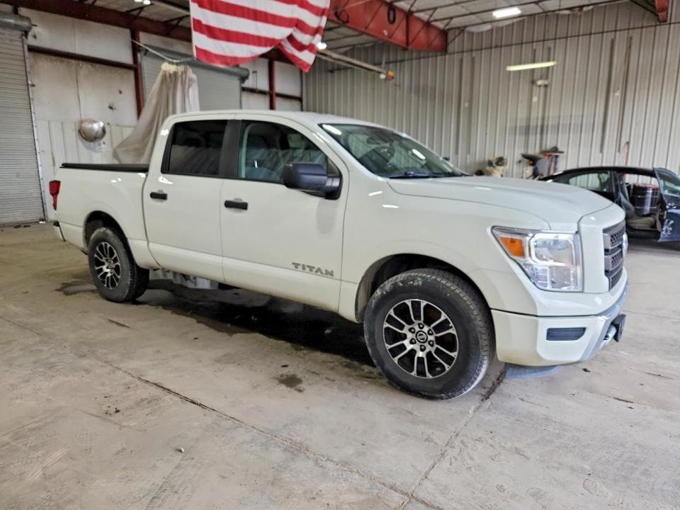 2022 NISSAN TITAN S 4