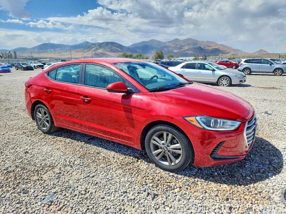 2018 HYUNDAI ELANTRA SEL 4