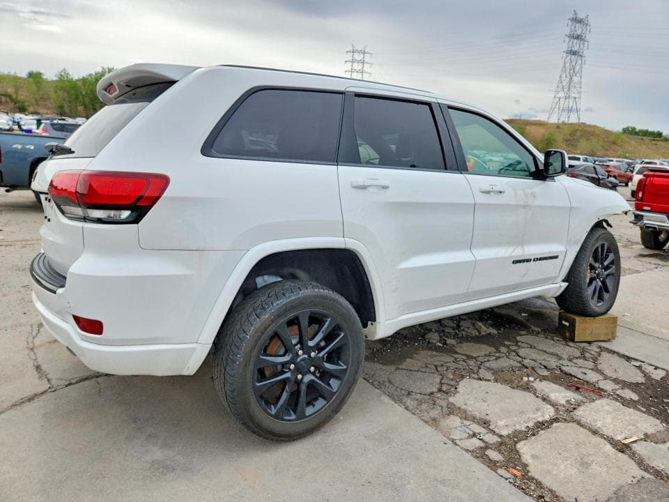 2018 JEEP GRAND CHEROKEE LAREDO 3
