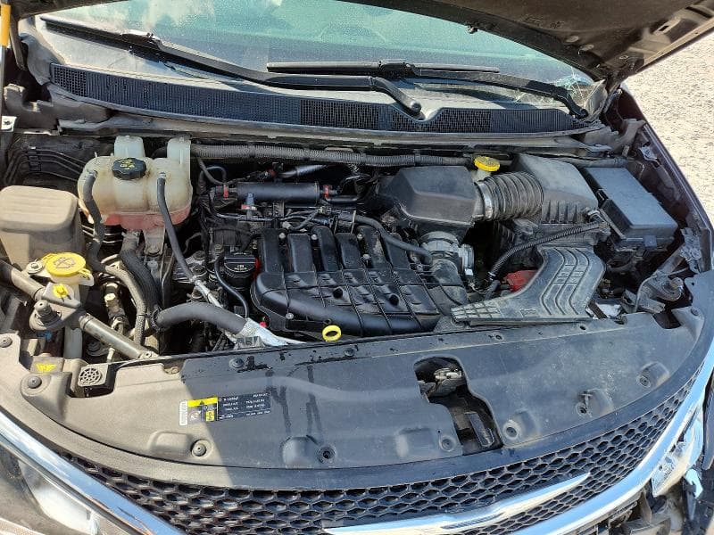 2017 CHRYSLER PACIFICA LIMITED 12
