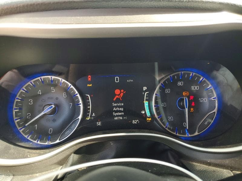 2023 CHRYSLER PACIFICA TOURING L 9