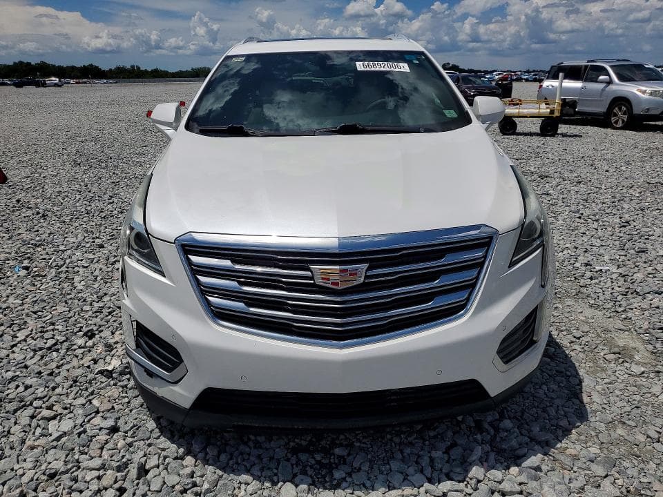 2017 CADILLAC XT5 LUXURY 5