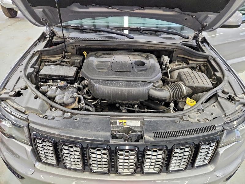 2020 JEEP GRAND CHEROKEE LAREDO 12