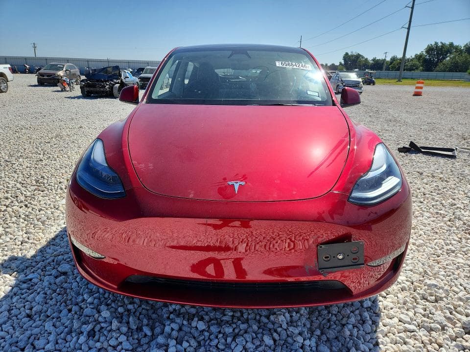 2024 TESLA MODEL Y 5
